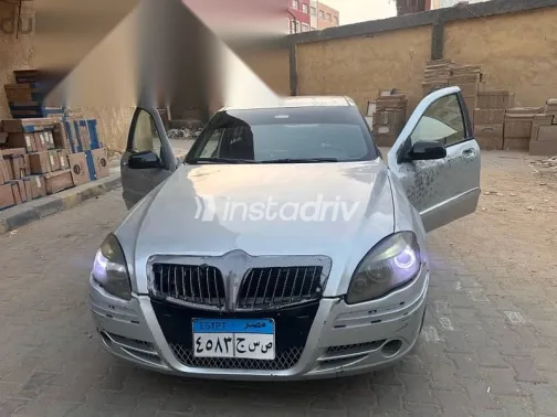 بريليانس سبلندور 2009 فضي مستعملة للبيع - 1