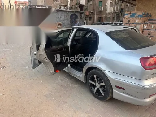 بريليانس سبلندور 2009 فضي مستعملة للبيع - 7