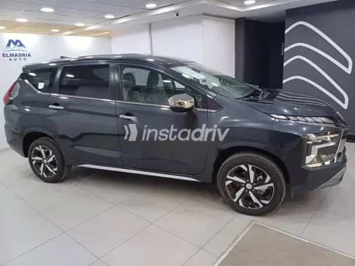 ميتسوبيشي اكسباندر 2026 رمادي جديدة للبيع - 5