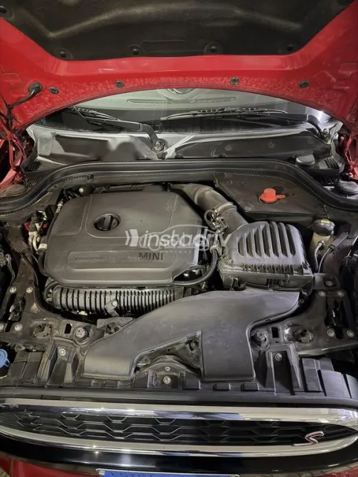 Mini Mini Cooper S 2021 Red Used for Sale - 5