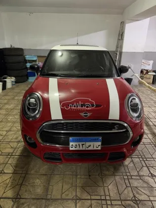 Mini Mini Cooper S 2021 Red Used for Sale