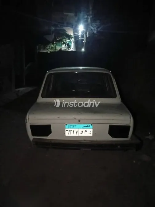 فيات نوفا 1990 أبيض مستعملة للبيع - 3