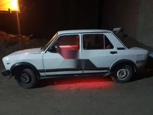 فيات نوفا 1990 أبيض مستعملة للبيع