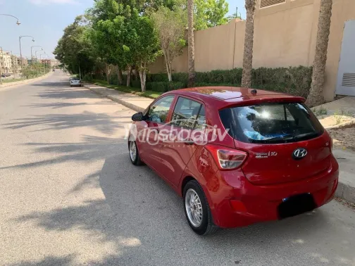 Hyundai Grand i10 2018 Red Used for Sale - 4