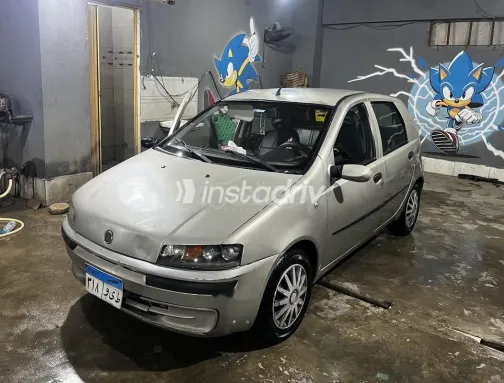 فيات بونتو 2001 ذهبي مستعملة للبيع - 1