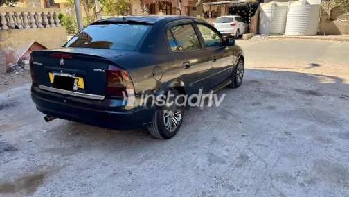 اوبل أسترا 2001 أسود مستعملة للبيع - 4