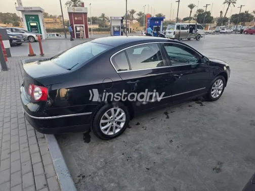 فولكس فاغن باسات 2007 أسود مستعملة للبيع - 5