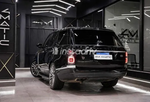 لاند روفر رنج روفر فوج 2020 أسود مستعملة للبيع - 2