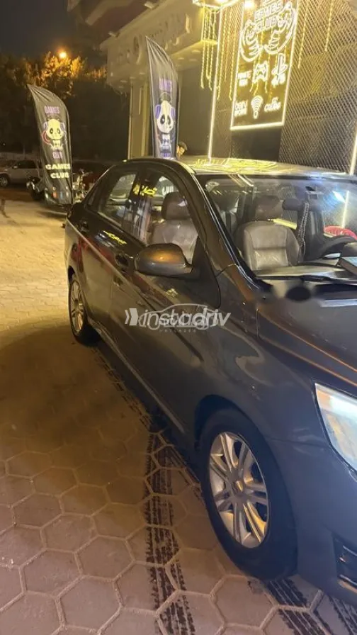 سينوفا A1 2015 رمادي مستعملة للبيع - 2