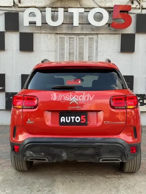 سيتروين C5 2021 أحمر مستعملة للبيع - 3