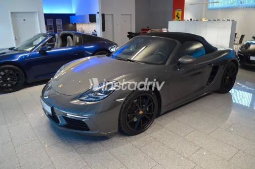 Porsche Boxster 2024 White Used for Sale - 8