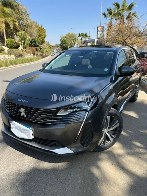 Peugeot 5008 2022 White Used for Sale - 8