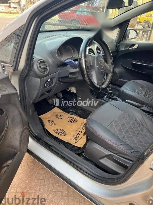 اوبل كورسا 2013 فضي مستعملة للبيع - 2