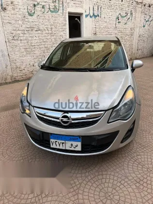 اوبل كورسا 2013 فضي مستعملة للبيع