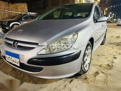 بيجو 307 2002 رمادي مستعملة للبيع - 4