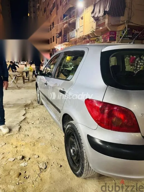 بيجو 307 2002 رمادي مستعملة للبيع - 6