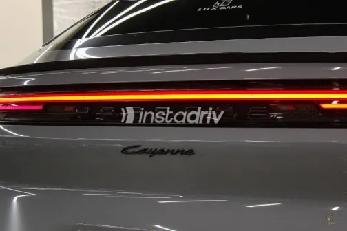 Porsche Cayenne 2024 Gray Used for Sale - 6