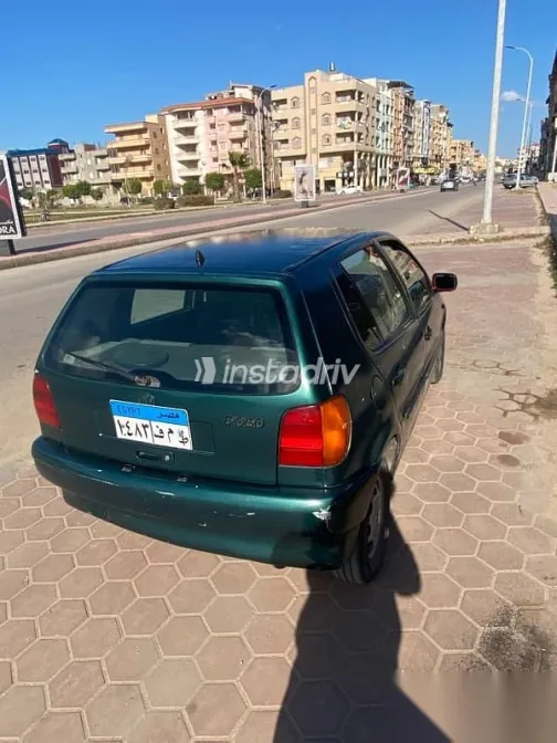 فولكس فاغن بولو 1998 أخضر مستعملة للبيع - 2