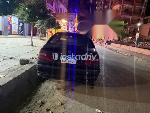 بي ام دبليو 318 2000 أسود مستعملة للبيع - 5