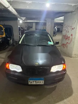 بي ام دبليو 318 2000 أسود مستعملة للبيع