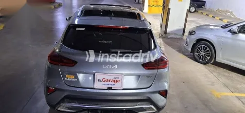 Kia Xceed 2024 Silver Used for Sale - 3