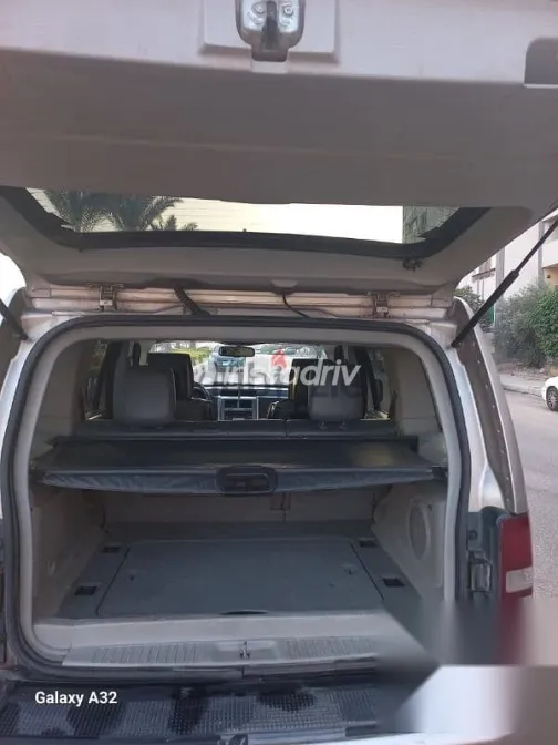 جيب شيروكي 2008 بيج مستعملة للبيع - 8