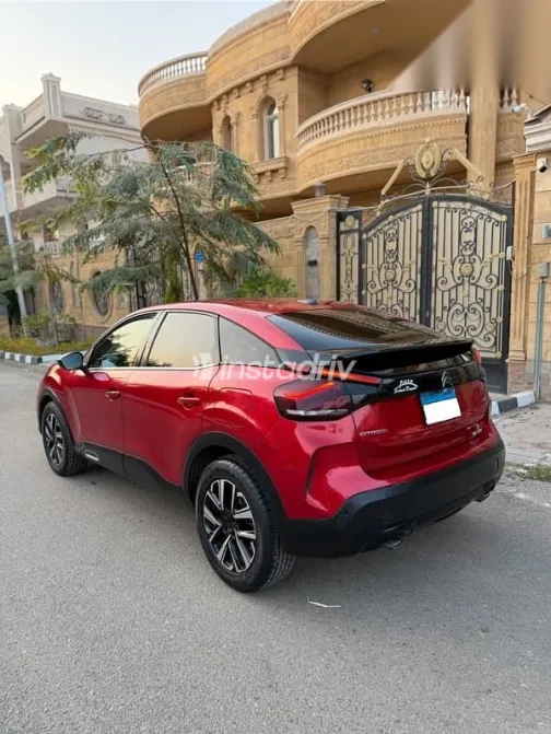 سيتروين C4 2022 أحمر مستعملة للبيع - 5