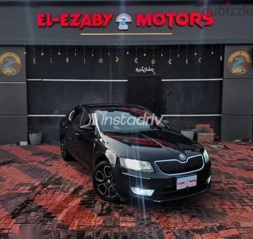 سكودا اوكتافيا 2016 أسود مستعملة للبيع - 3