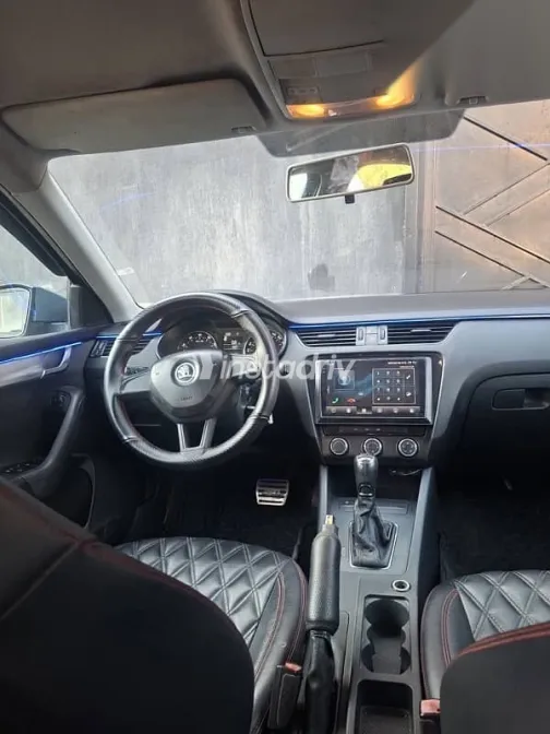 سكودا اوكتافيا 2016 أسود مستعملة للبيع - 7