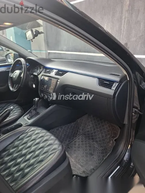 سكودا اوكتافيا 2016 أسود مستعملة للبيع - 9