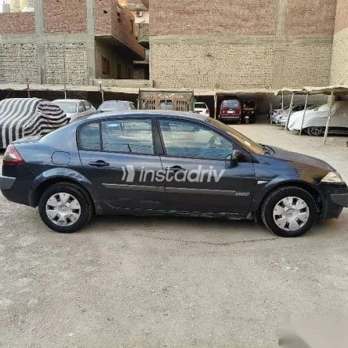 رينو ميجان 2006 أسود مستعملة للبيع - 1