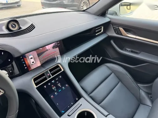 Porsche Taycan 2026 White New for Sale - 4