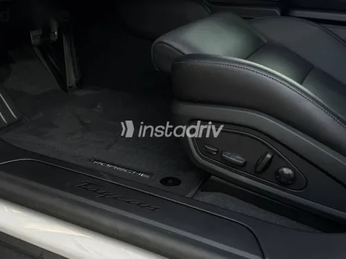 Porsche Taycan 2026 White New for Sale - 6