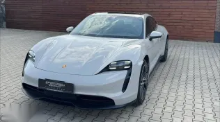 بورش تايكان 2026 أبيض جديدة للبيع