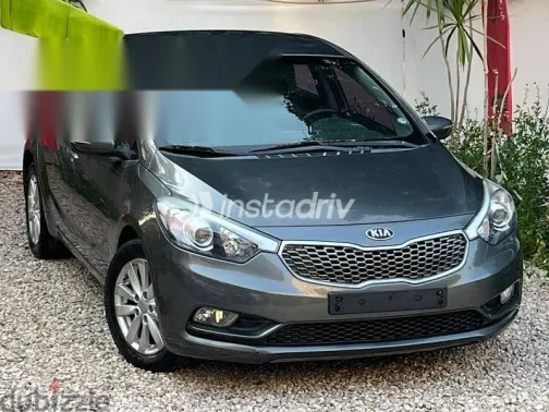 Kia Cerato 2014 Gray Used for Sale - 2