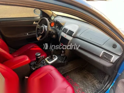 بروتون جين 2 2009 أزرق غامق مستعملة للبيع - 4