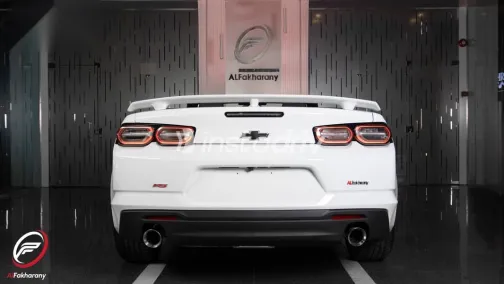 شيفروليه كمارو 2023 أبيض جديدة للبيع - 7