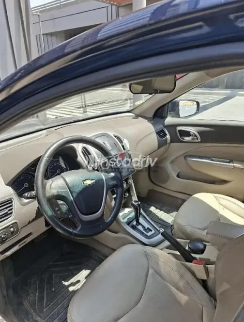 شيفروليه أوبترا 2019 أزرق غامق مستعملة للبيع - 4