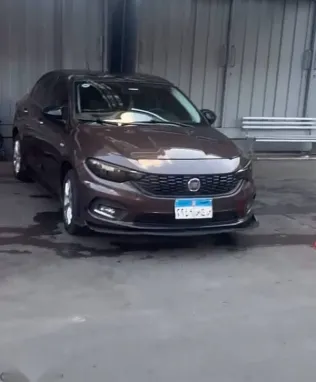 فيات تيبو 2021 بني مستعملة للبيع