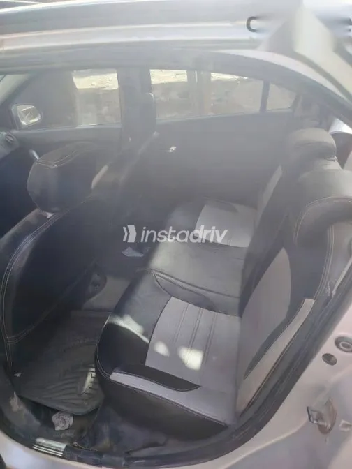 Renault Logan 2016 Silver Used for Sale - 1