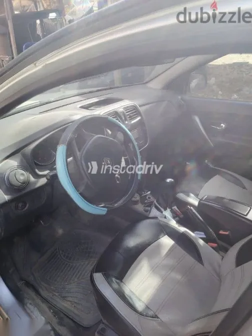 Renault Logan 2016 Silver Used for Sale - 4