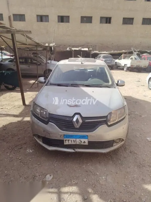 Renault Logan 2016 Silver Used for Sale - 6