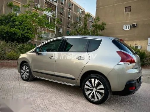 بيجو 3008 2015 ذهبي مستعملة للبيع - 5