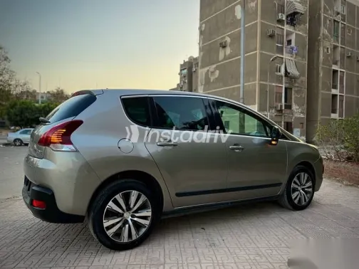 بيجو 3008 2015 ذهبي مستعملة للبيع - 7