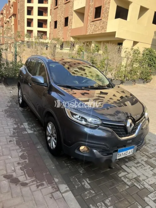 Renault Kadjar 2019 White Used for Sale - 4