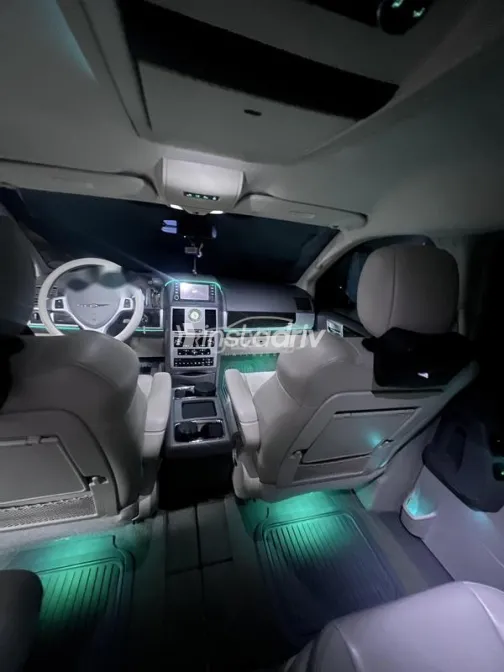 Chrysler Town & Country 2010 Dark Blue Used for Sale - 4