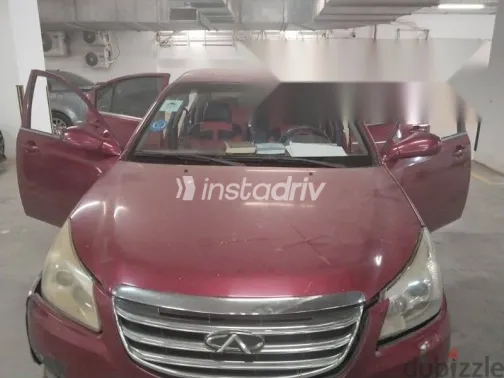 اسبيرانزا انفى 2014 أحمر مستعملة للبيع - 2