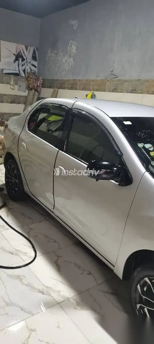 Renault Logan 2016 Silver Used for Sale - 4