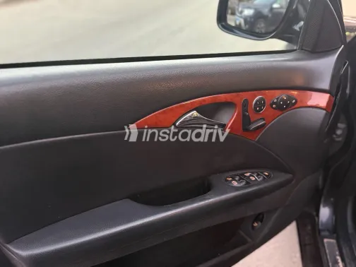 مرسيدس E 230 2008 أبيض مستعملة للبيع - 4