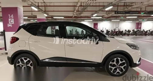 Renault Captur 2019 Beige Used for Sale - 9